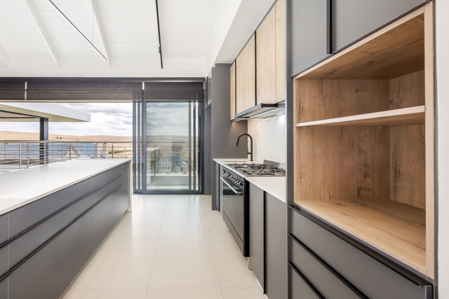 5 Bedroom Property for Sale in Mount Royal Golf Estate Western Cape